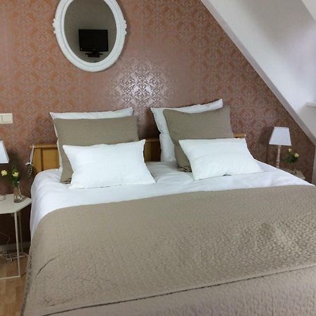 B&B Uden-Zuid อูเดน ภายนอก รูปภาพ